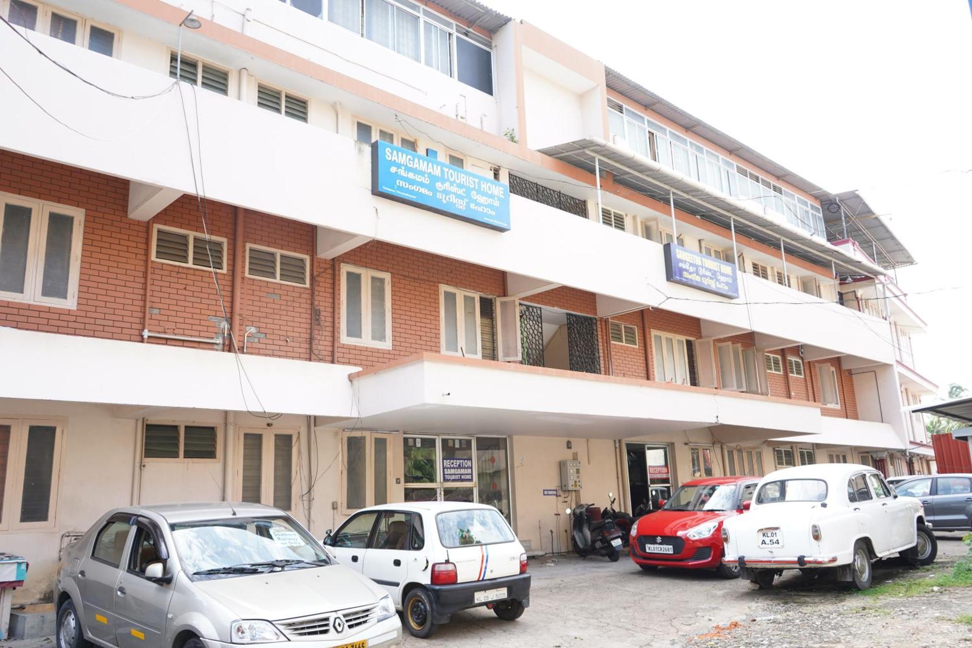 Sangeetha Tourist Home Thiruvananthapuram Exterior foto